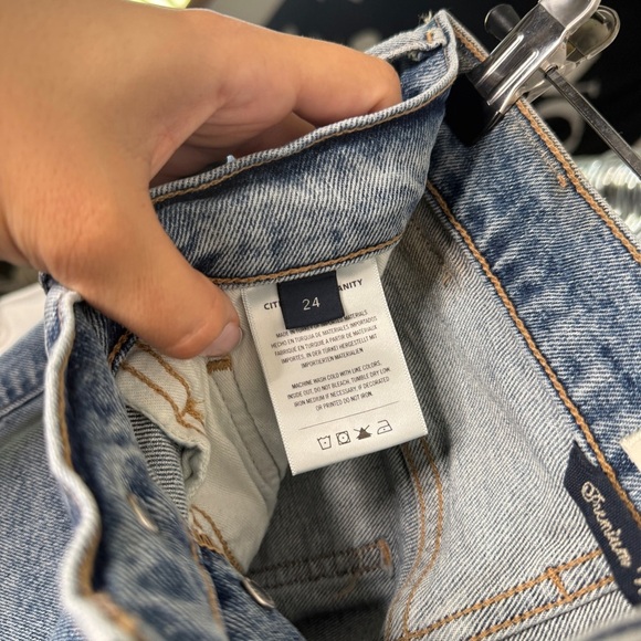 Citizens of Humanity Emerson Medium Wash Distressed Jeans Size 24 - Picture 8 of 9